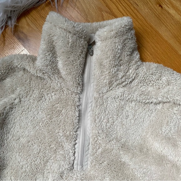 Spider Cozy Beige Sherpa 1/4 Zip Fleece Women Sweater - Picture 4 of 12